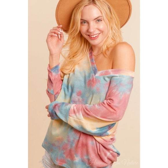 Thermal Dolman Tie Dye Top - Picture 7 of 8